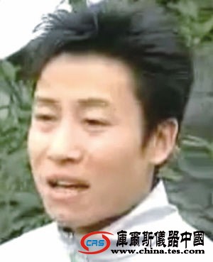 慈溪新城大道半夜驚現土飛機(組圖)