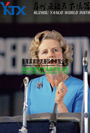 這是1975年2月10日，贏得英國保守黨選舉的撒切爾夫人在倫敦發表講話的資料照片。新華社/美聯